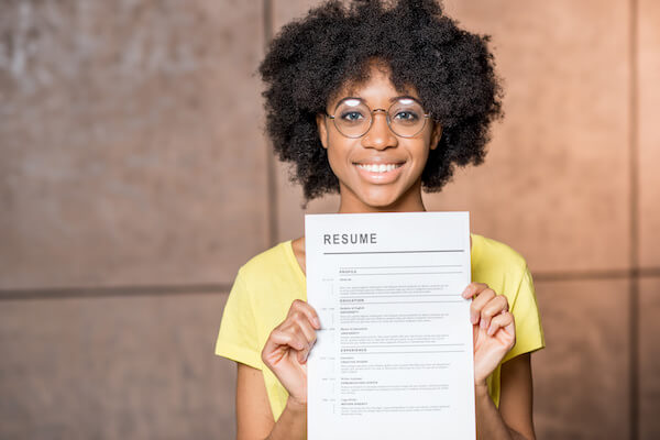 How to customize your CV to match the job description